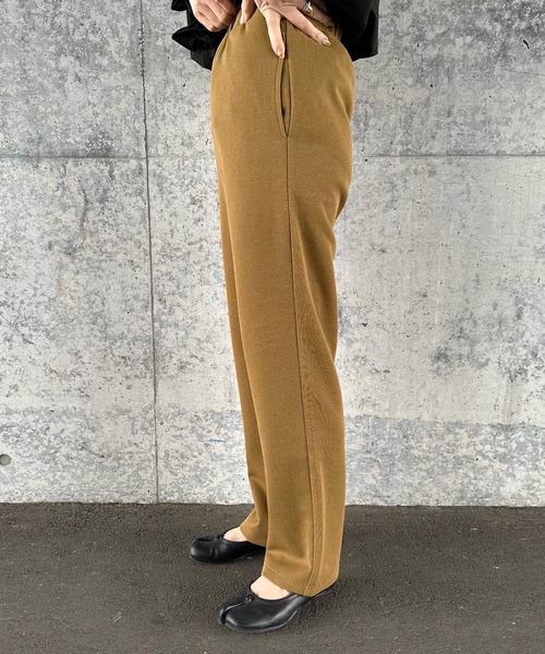 select MOCA by son(セレクトモカバイソン)の「リブストレートリラックスパンツ(その他パンツ・レディース・グレイッシュベージュ/ブラック/オリーブ/アイボリー・FREE)」の7枚目の写真