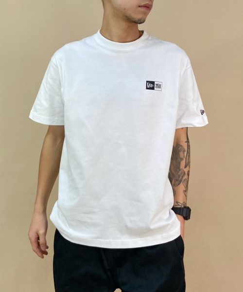 NEW ERA（ニューエラ）の「NEW ERA/ニューエラ バックプリントTシャツ スクエアロゴ/ブランドロゴ クルーネックTシャツ/コットンT ワンポイント 13516803/13516804/13516805/13516806（Tシャツ/カットソー・メンズ・グリーン/ブラック/ホワイト/ベージュ・M/XL/XXL/L）」の5枚目の写真