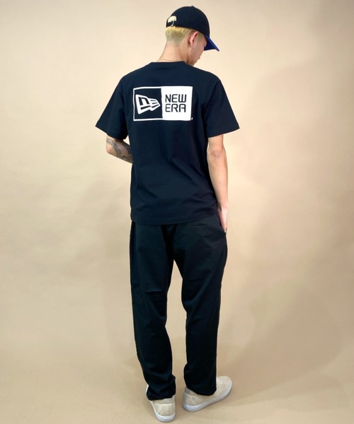 海外限定 New Era ロゴ バックプリント Tシャツ NEW ERA/ニューエラ バックプリントTシャツ スクエアロゴ