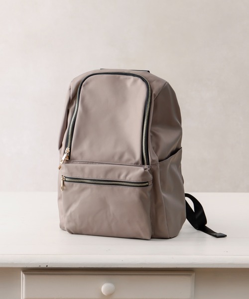 Chez toi(シェトワ)の「【WEB限定】9ポケットリュック(バックパック/リュック・レディース・グレー/ブラック/カーキ・FREE)」の1枚目の写真