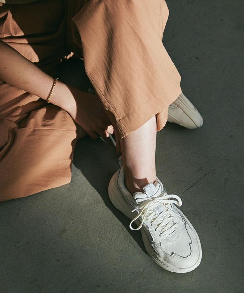 BABYLONE UGG CA1 スニーカー カーキ BABYLONE UGG CA1 スニーカー カーキ 靴