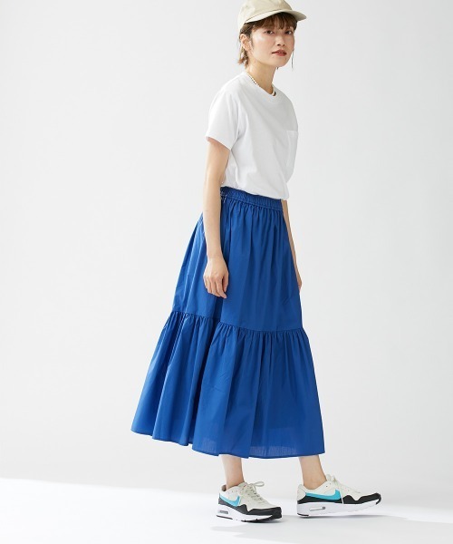 Le temps riche(ルタンリッシュ)の「ティアードロングスカート <Le temps riche>(スカート・レディース・ブルー/ストライプ・M/L/LL)」の5枚目の写真