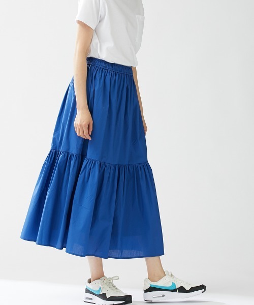 Le temps riche(ルタンリッシュ)の「ティアードロングスカート <Le temps riche>(スカート・レディース・ブルー/ストライプ・M/L/LL)」の7枚目の写真
