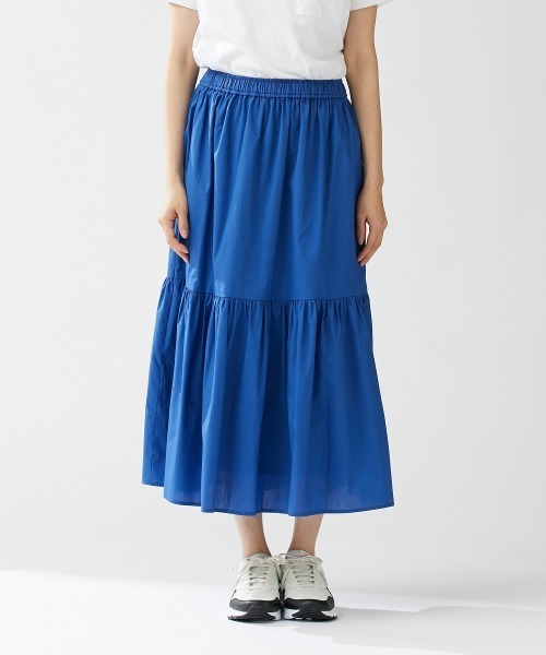 Le temps riche(ルタンリッシュ)の「ティアードロングスカート <Le temps riche>(スカート・レディース・ブルー/ストライプ・M/L/LL)」の6枚目の写真