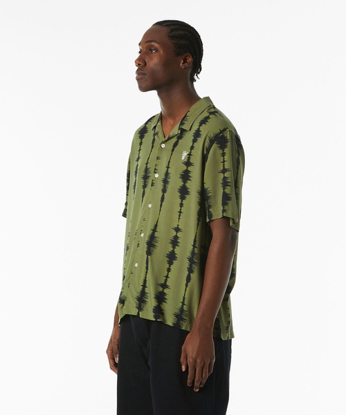 HUF（ハフ）の「SEISMOGRAM RESORT SHIRT / HUF シャツ（シャツ