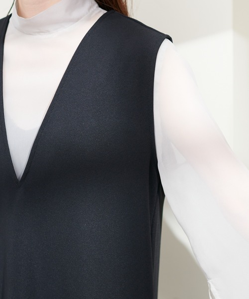 natural couture(ナチュラルクチュール)の「Vネックワンピース(ワンピース・レディース・アイボリー/グレイッシュベージュ/ブラック・FREE)」の8枚目の写真