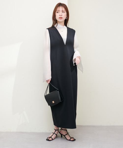 natural couture(ナチュラルクチュール)の「Vネックワンピース(ワンピース・レディース・アイボリー/グレイッシュベージュ/ブラック・FREE)」の7枚目の写真
