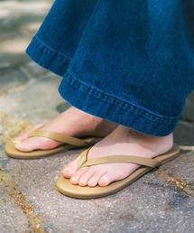 TKEES | TKEES | THE BOY FRIEND レザートングサンダル WOMEN(サンダル)