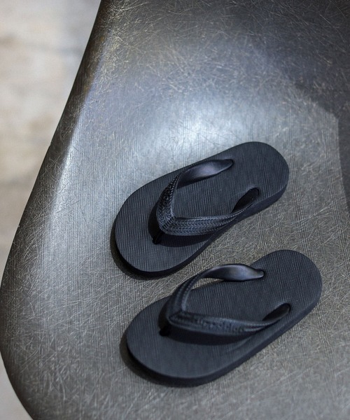 B:MING by BEAMS（ビーミングバイビームス）の「Hippobloo / ビーチサンダル【KID'S】（サンダル・キッズ・ダークブラウン/ブラック/ピンク/ベージュ/インディゴブルー・8inch/6inch/7inch）」の2枚目の写真