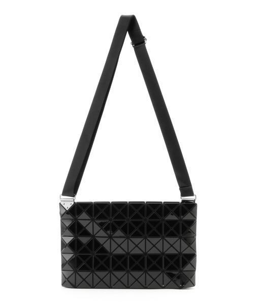 Ray BEAMS（レイビームス）の「●BAO BAO ISSEY MIYAKE /  "PRISM BASICS" ショルダーバッグ（ショルダーバッグ・レディース・ホワイト/ブラック・ONE SIZE）」の4枚目の写真