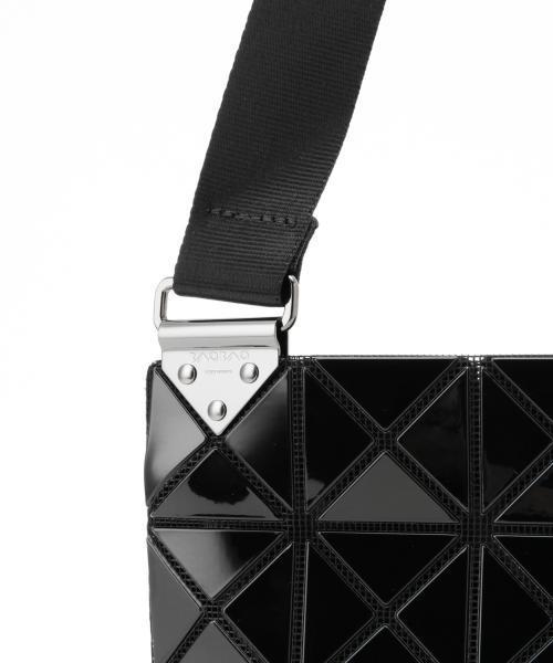 Ray BEAMS（レイビームス）の「●BAO BAO ISSEY MIYAKE /  "PRISM BASICS" ショルダーバッグ（ショルダーバッグ・レディース・ホワイト/ブラック・ONE SIZE）」の12枚目の写真