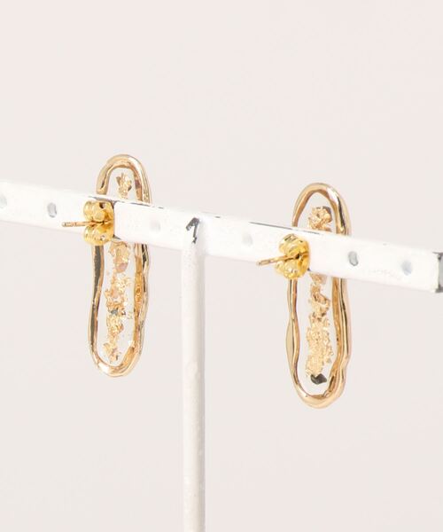 tone（トーン）の「【agnit】アバロン＆金箔ピアス(MA)（ピアス（両耳用）・レディース・その他・FREE）」の3枚目の写真