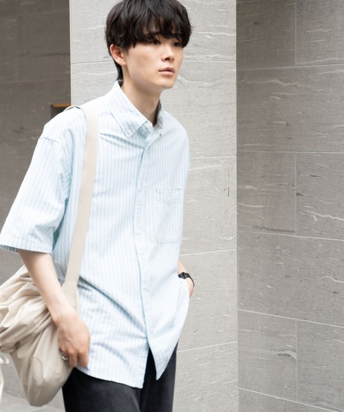 WEGO(ウィゴー)の「WEGO/コットンオックス半袖BIGシャツ(シャツ/ブラウス・メンズ・ホワイト/サックスブルー/グリーン系その他4/ブルー系その他4・MEDIUM/LARGE)」の1枚目の写真