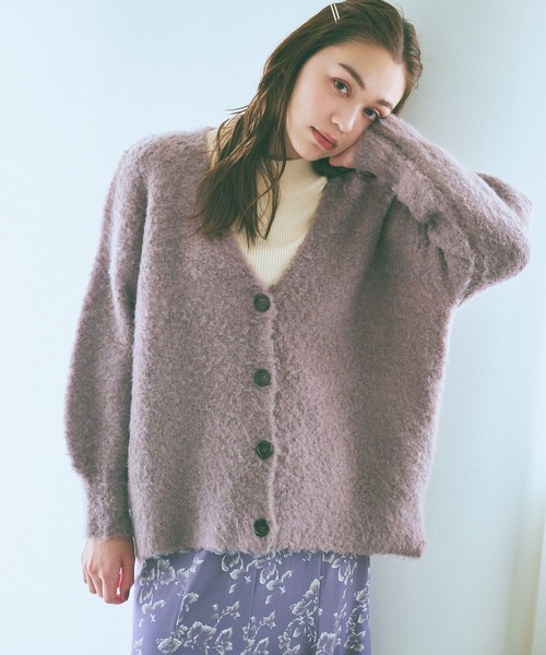 mysty woman(ミスティウーマン)の「ブークレーシャギーカーディガン 973366(カーディガン/ボレロ・レディース・ブルー/モカ/オフホワイト/ピンク系その他・FREE)」の1枚目の写真