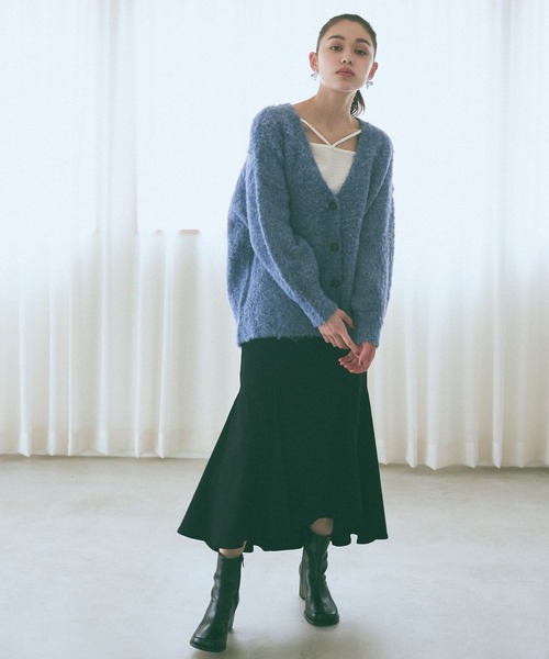 mysty woman(ミスティウーマン)の「ブークレーシャギーカーディガン 973366(カーディガン/ボレロ・レディース・ブルー/モカ/オフホワイト/ピンク系その他・FREE)」の14枚目の写真