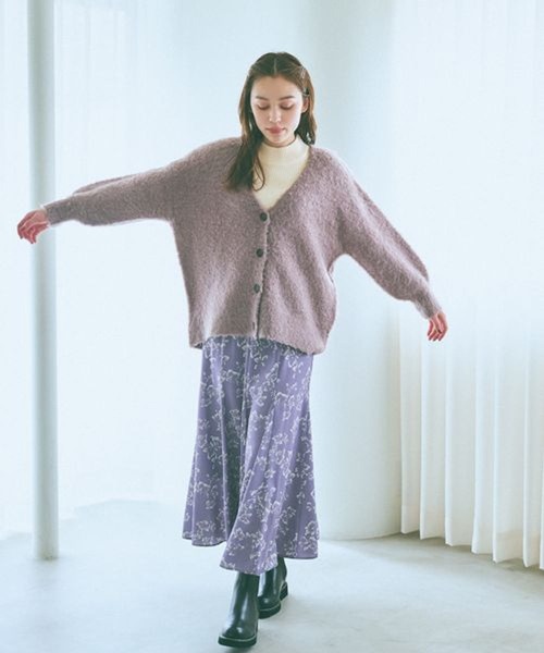 mysty woman(ミスティウーマン)の「ブークレーシャギーカーディガン 973366(カーディガン/ボレロ・レディース・ブルー/モカ/オフホワイト/ピンク系その他・FREE)」の10枚目の写真