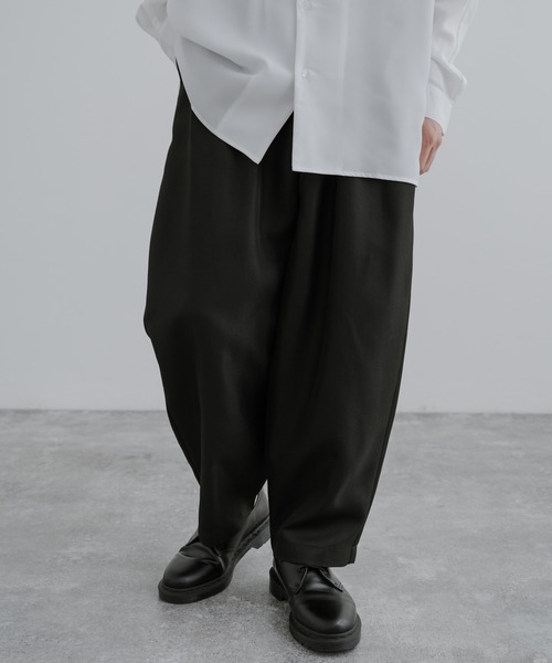 Rocky Monroe(ロッキーモンロー)の「ドレープ ワイドバルーンパンツ(その他パンツ・メンズ・チャコールグレー/ダークグリーン/ネイビー/ブラック・M/L/S)」の1枚目の写真