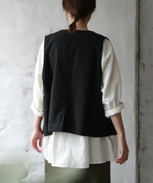 soulberry（ソウルベリー）の「靴みがきのマルコのお仕事ベスト（ベスト・レディース・ブラック・L/4L/LL/3L/M）」の15枚目の写真