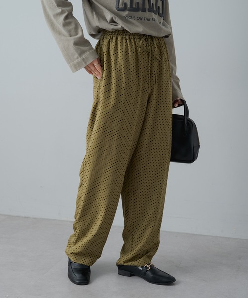 PUAL CE CIN（ピュアルセシン）の「ドットプリント イージーパンツ（その他パンツ・レディース・ブラック/カーキ・FREE）」の4枚目の写真