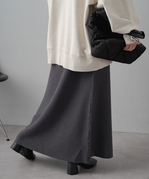 PUAL CE CIN（ピュアルセシン）の「フレアニットスカート（スカート・レディース・ブラック/ベージュ/グレー・FREE）」の11枚目の写真