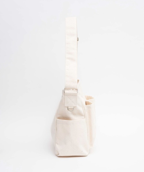 WEGO（ウィゴー）の「WEGO/立体ポケットキャンバスショルダー（ショルダーバッグ・レディース・ブラック/ナチュラル/ダークグレー/ライトインディゴブルー・FREE）」の20枚目の写真