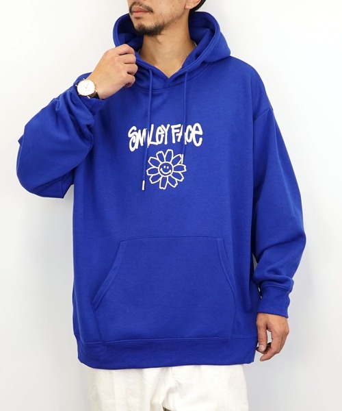 SMILEY FACE（スマイリーフェイス）の「【GROOVY STORE】SMILEY FACE オーバーサイズ別注スウェットパーカー裏起毛（パーカー・メンズ・ロイヤルブルー/ホワイト/ブラック・M/L/LL）」の21枚目の写真
