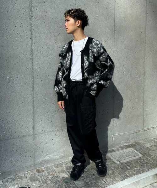 CIAOPANIC(チャオパニック)の「フラワージャガード起毛ニットカーディガン(カーディガン/ボレロ・レディース・アイボリー/ブラック/ブラウン・FREE)」の15枚目の写真