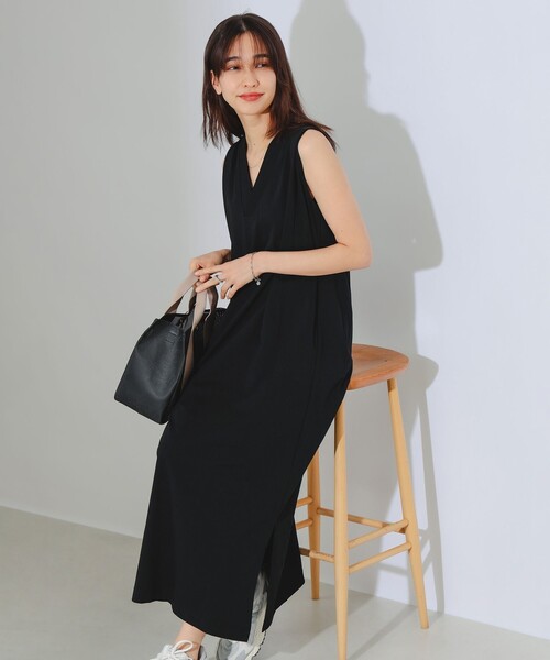 B:MING by BEAMS（ビーミングバイビームス）の「B:MING by BEAMS / Vネック マキシ ワンピース（ワンピース・レディース・ブルー系その他2/ブラック/カーキ・SMALL/MEDIUM）」の6枚目の写真