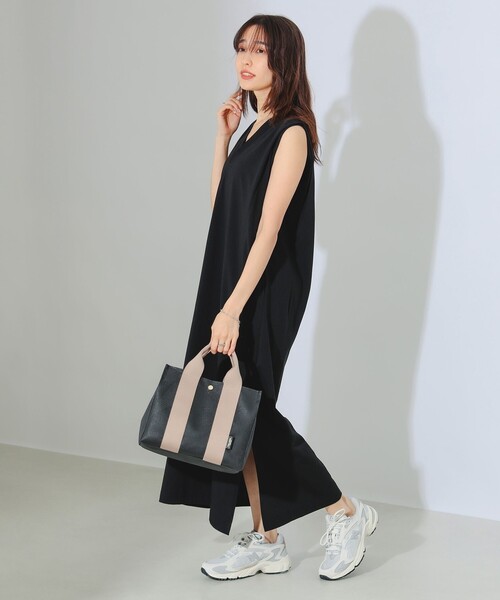 B:MING by BEAMS（ビーミングバイビームス）の「B:MING by BEAMS / Vネック マキシ ワンピース（ワンピース・レディース・ブルー系その他2/ブラック/カーキ・SMALL/MEDIUM）」の9枚目の写真