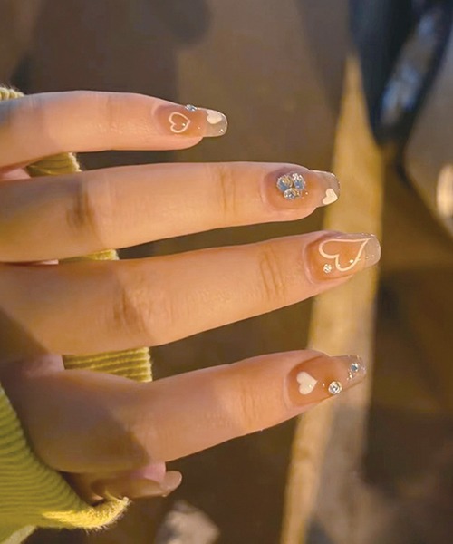 DiamondHearts（ダイヤモンドハーツ）の「ハンド ネイルチップシール 貼るだけ（ネイルシール/ネイルチップ・レディース・A/C/D/E/B/G/J/K/R/I/N/M/P/S/H/L/Q/T・FREE）」の4枚目の写真