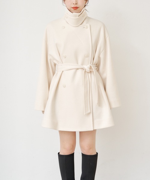 Chico(チコ)の「スタンドミドル丈コート(チェスターコート・レディース・グレイッシュベージュ/アイボリー・FREE)」の16枚目の写真