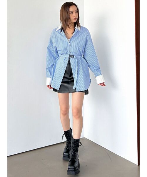 EMODA（エモダ）の「バックルベルト2トーンシャツ（シャツ/ブラウス・レディース・ホワイト/ブラック/ピンク/ブルー・FREE）」の15枚目の写真