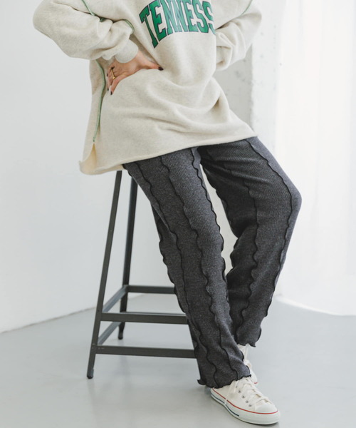 ITEMS URBANRESEARCH(アイテムズ アーバンリサーチ)の「ウラキモウメローリブパンツ(その他パンツ・レディース・ブラック/ブラウン・FREE)」の3枚目の写真