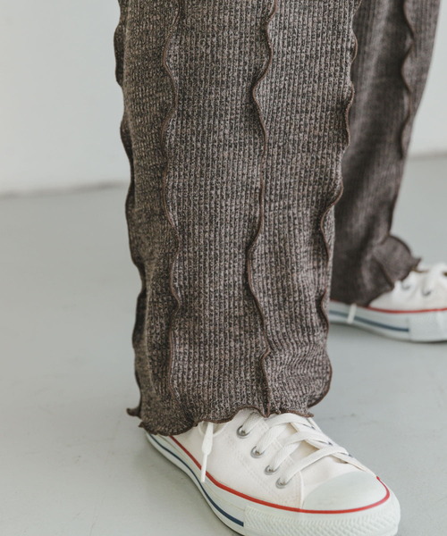 ITEMS URBANRESEARCH(アイテムズ アーバンリサーチ)の「ウラキモウメローリブパンツ(その他パンツ・レディース・ブラック/ブラウン・FREE)」の14枚目の写真