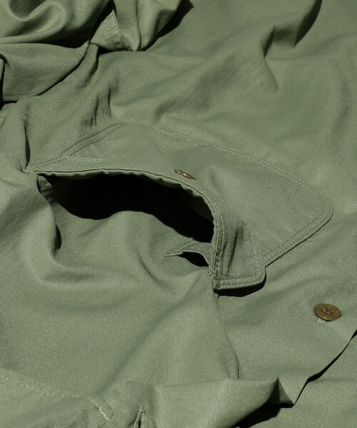 BEAMS PLUS（ビームスプラス）の「BEAMS  PLUS / ナイロン マイクロメッシュ ワークシャツ クラシックフィット（シャツ/ブラウス・メンズ・オリーブ/ネイビー・M/S/L/XL）」の9枚目の写真