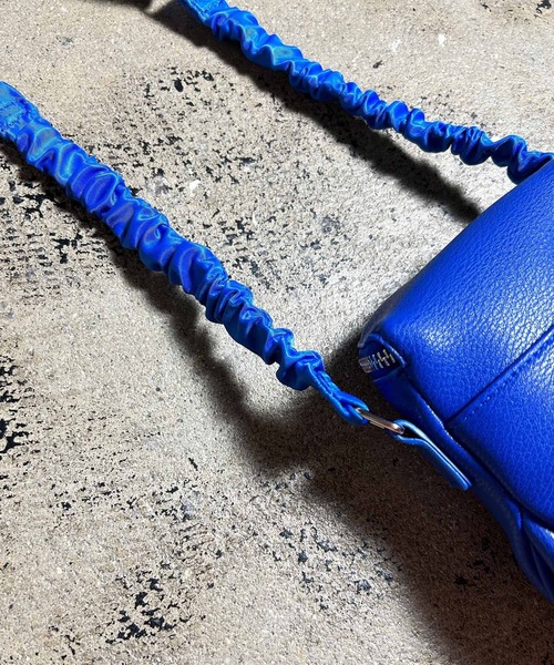 Magine（マージン）の「cheek:egg pouch shoulder チーク エッグポーチショルダー（ショルダーバッグ・レディース・グリーン/アイボリー/ブルー/ブラック・FREE）」の16枚目の写真