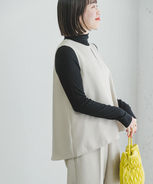 ITEMS URBANRESEARCH(アイテムズ アーバンリサーチ)の「フレアトップス×イージーパンツセット(パンツドレス・レディース・ライトベージュ/ブラック・FREE)」の6枚目の写真