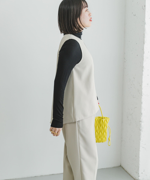 ITEMS URBANRESEARCH(アイテムズ アーバンリサーチ)の「フレアトップス×イージーパンツセット(パンツドレス・レディース・ライトベージュ/ブラック・FREE)」の5枚目の写真