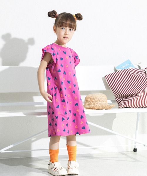 pairmanon（ペアマノン）の「【リンクコーデ】オリジナル総柄プリント 肩フリルTシャツワンピース（ワンピース・キッズ・パープル/ストライプ/ピンク/ライトブルー・110/120/130/90/100/140/150）」の11枚目の写真
