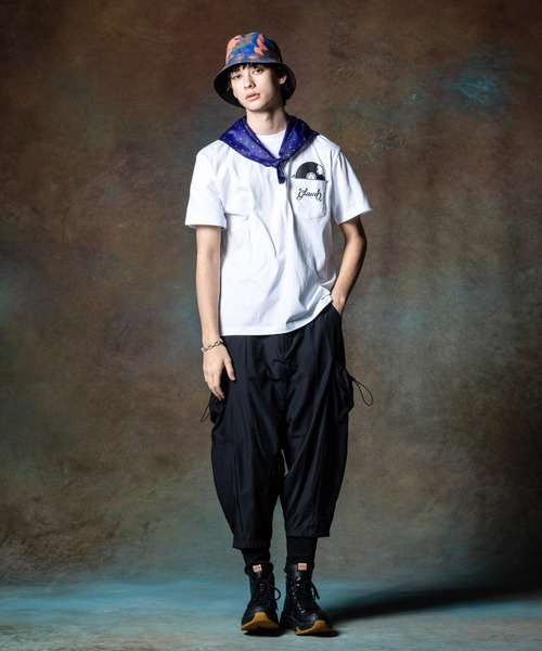 glamb（グラム）の「Vinyl Pocket T-Shirt / ヴァイナルポケットＴシャツ（Tシャツ/カットソー・メンズ・ホワイト/ブラック/ブルー・S/M/L）」の4枚目の写真