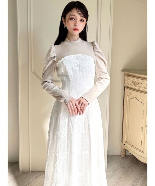 RESEXXY(リゼクシー)の「チェックレイヤードフレアワンピース(ワンピース・レディース・ブラック/ホワイト/ネイビー・FREE)」の9枚目の写真