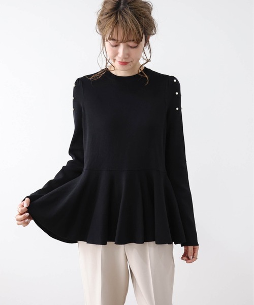 AMELY(エミリー)の「パール袖ペプラムニット(ニット/セーター・レディース・ブラック/ホワイト/グレー/ブルー・フリー)」の13枚目の写真