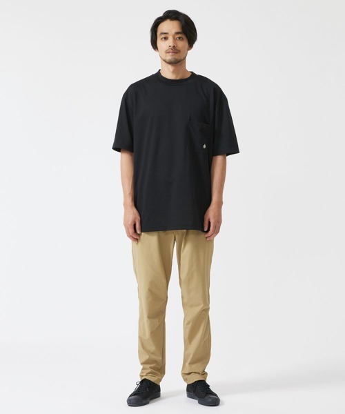 LOGOS(ロゴス)の「【LOGOS by LIPNER/ロゴスバイリプナー】ビックシルエット ポケット付ショートスリーブTシャツ(Tシャツ/カットソー・メンズ・ブラック/オリーブ/ネイビー・M/L/XL)」の5枚目の写真