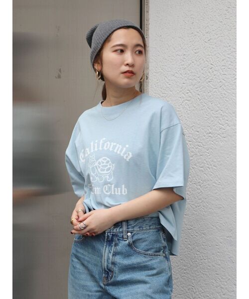 Russell Athletic（ラッセルアスレティック）の「RUSSELL別注 ロゴTee（Tシャツ/カットソー・レディース・オフホワイト/ブルー/ベージュ・FREE）」の4枚目の写真