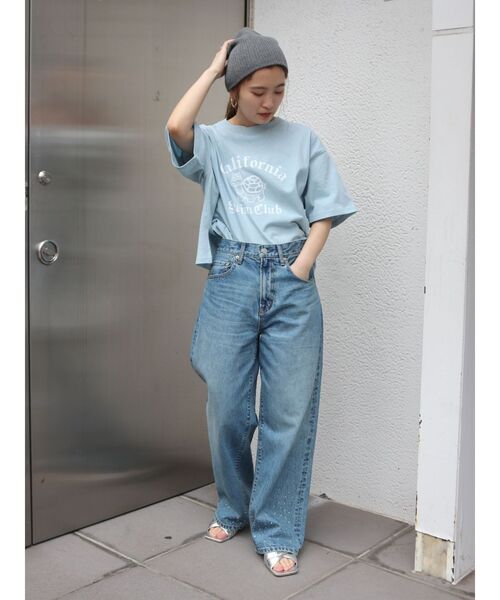 Russell Athletic（ラッセルアスレティック）の「RUSSELL別注 ロゴTee（Tシャツ/カットソー・レディース・オフホワイト/ブルー/ベージュ・FREE）」の6枚目の写真