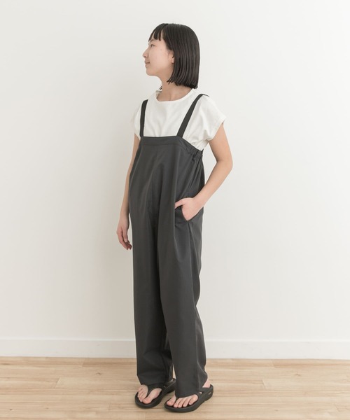 URBAN RESEARCH DOORS（アーバンリサーチドアーズ）の「『親子リンク』add fabrics撥水サロペット(KIDS)（サロペット/オーバーオール・キッズ・チャコールグレー/ブラック・150）」の18枚目の写真