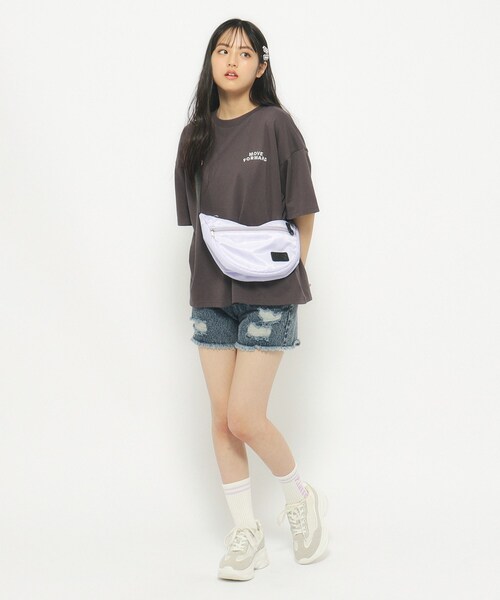PINK-latte(ピンクラテ)の「◆【130cmあり】人気のピンクマテTシャツ(Tシャツ/カットソー・キッズ・ピンク系/オフホワイト/チャコールグレー・16/15 /14/13)」の6枚目の写真