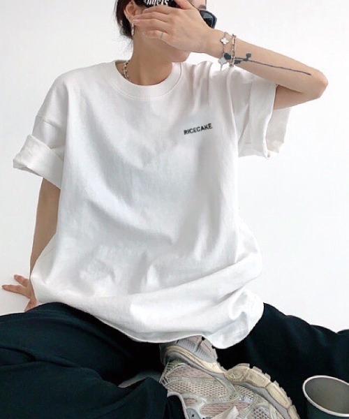 SHEENA(シーナ)の「バックメッセージプリントオーバーサイズTシャツ(Tシャツ/カットソー・レディース・ホワイト/ブラック/グレー・M)」の4枚目の写真