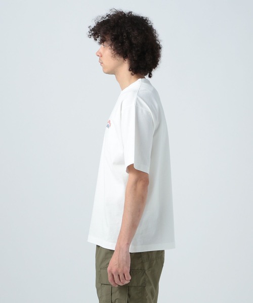 BAYFLOW(ベイフロー)の「SNOWワンポイント刺繍Tシャツ(Tシャツ/カットソー・メンズ・ベージュ/チャコール/ピンク/オフホワイト/ライトグリーン/サックスブルー・MEDIUM/LARGE)」の12枚目の写真