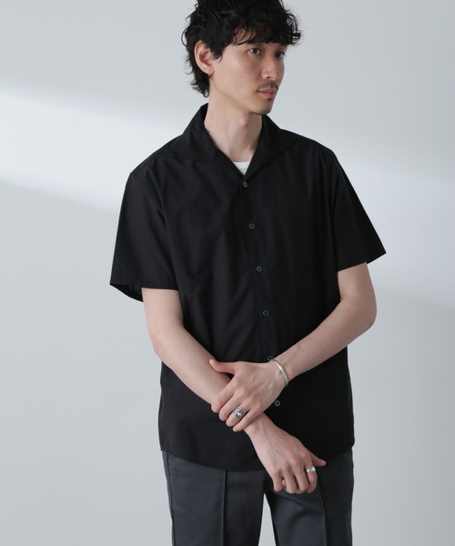 NANO universe(ナノユニバース)の「「MC」coveross(R)カッタウェイカラーシャツ(セットアップ可)(シャツ/ブラウス・メンズ・ブラック/チャコール・M/L)」の1枚目の写真